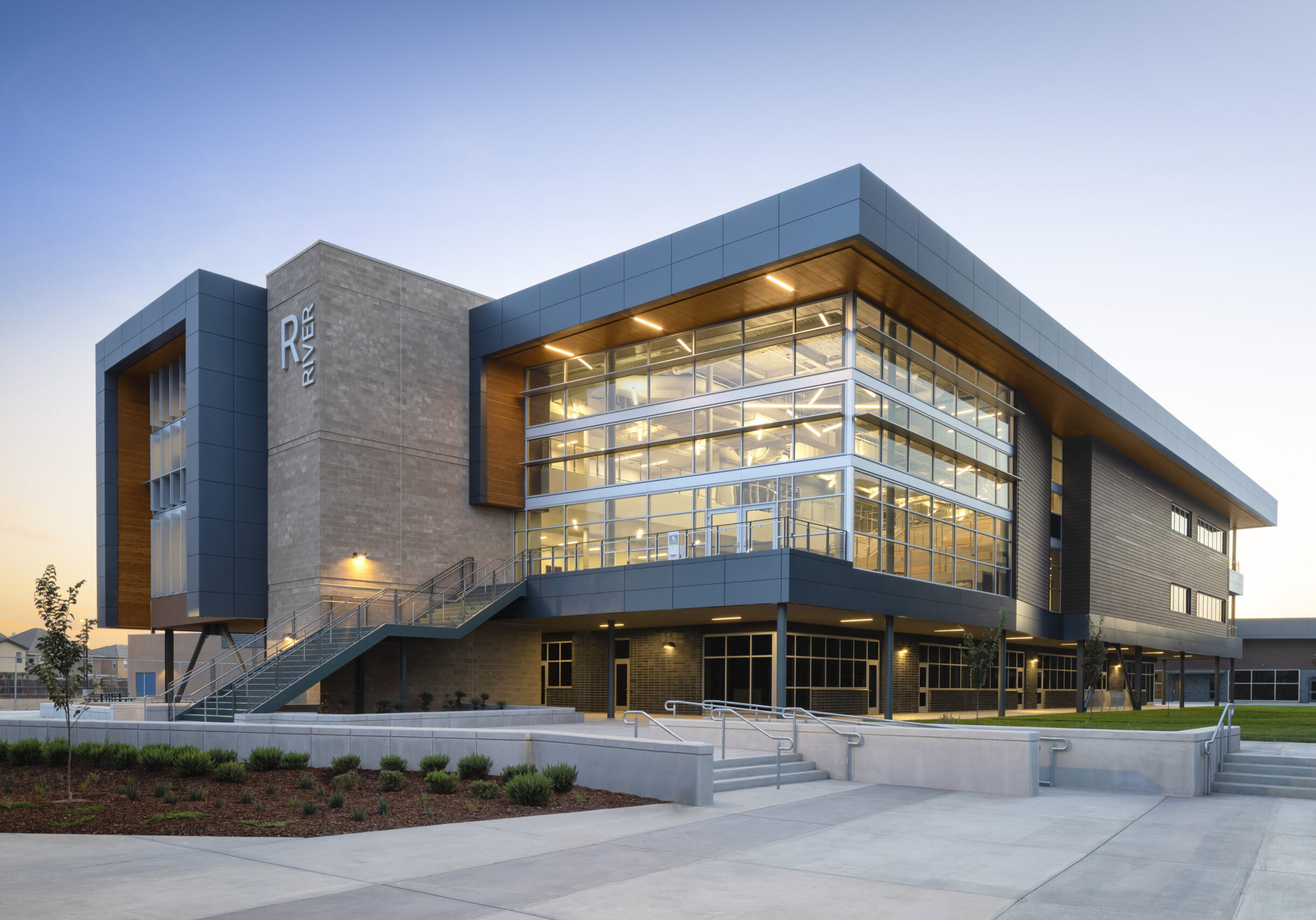 Image of West Park High School in Roseville, CA